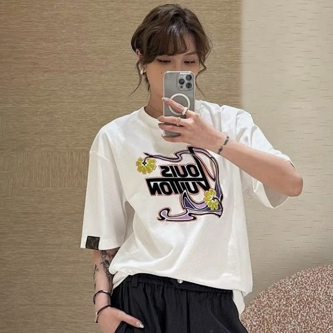 lv louis vuitton art nouveau logo t-shirt
